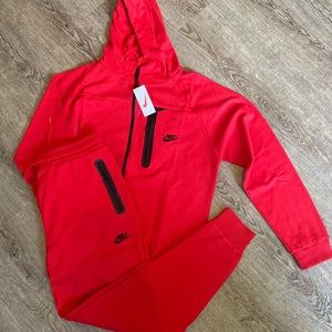 red nike tech sweatsuit